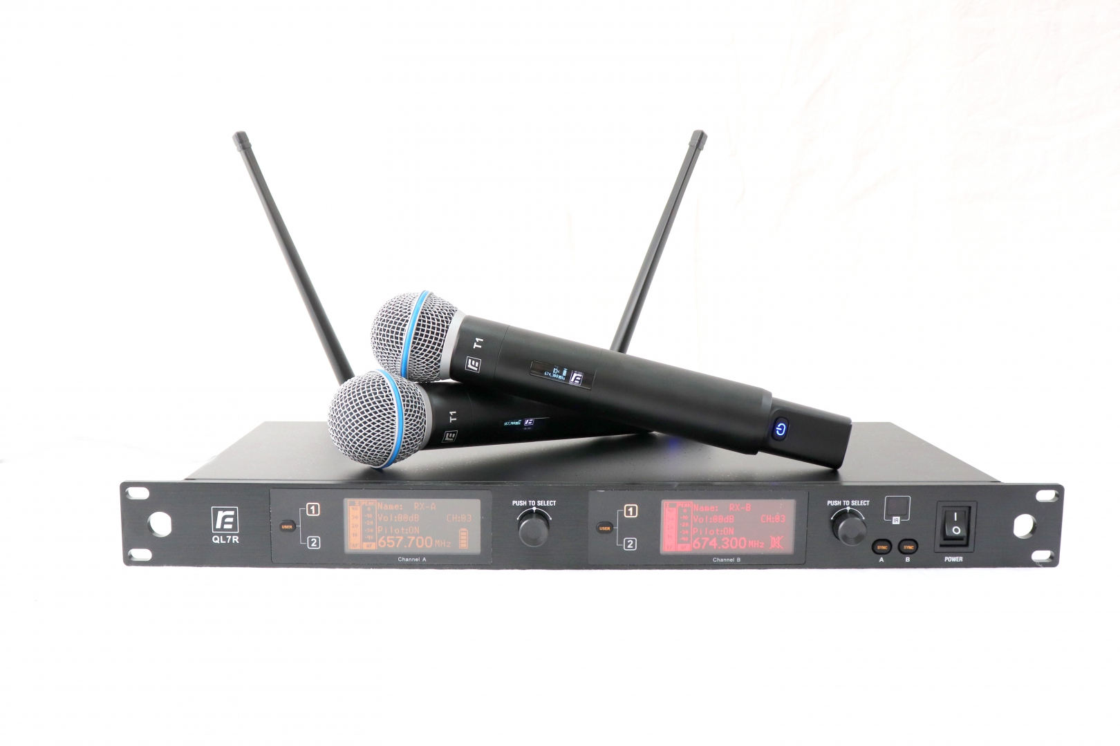RFIntell QL7R/T1-A 651,800-683,400 МГц 2-канальная радиосистема с 2-мя ручными микрофонами в Геленджике